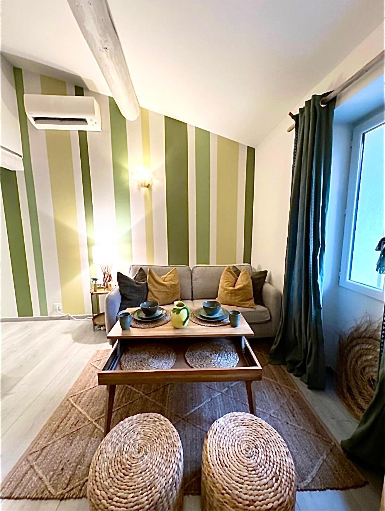 Cozy Studio Le Cedre, Port De Saint Tropez Exteriör bild